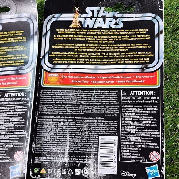 2 Star Wars Vintage Collection Ashoka and Mando Figures  Mandalorian series - Picture 5 of 5